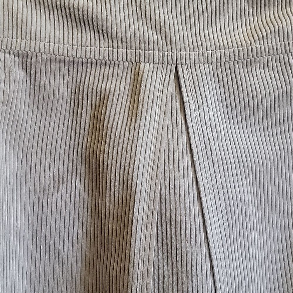 Ann Taylor-Corduroy taupe colored, collared long sleeved short jacket 8. - Picture 8 of 8